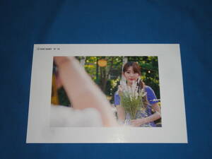 フォトカード1枚　宮脇咲良⑲MIYAWAKI SAKURA★IZ*ONE アイズワン『Dicon vol.8 IZ*ONE写真集『LOOK AT MY iZ』封入　★未使用