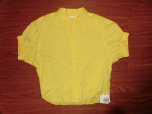  не использовался * Spick & Span Spick and Span * желтый цвет. половина .. рубашка * свободный размер 