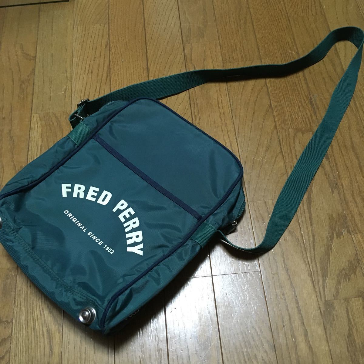 フレッドペリー バッグの値段と価格推移は?|65件の売買情報を集計 フレッドペリー バッグの値段と価格推移は?|65件の売買情報を集計