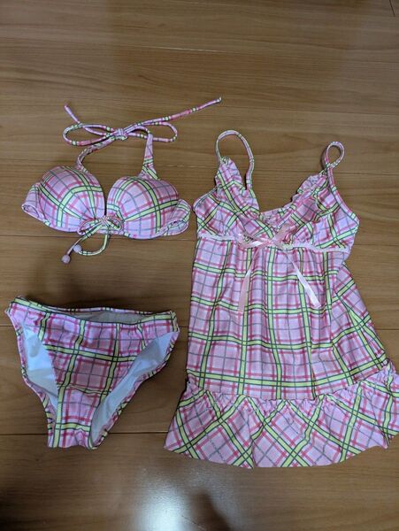 未使用 レディース 水着 3点セット ピンク チェック柄 ラメ入り キャミソール ホルターネック バスト80 ヒップ82〜90