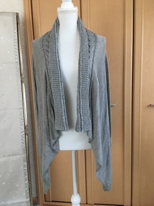  Jeanasis JEANASiStopa- cardigan i regular Hem shawl color gray cashmere .