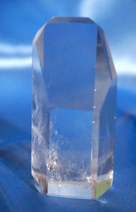 天然本水晶 93g 原石ポイント パワーストーン クリスタル エネルギー