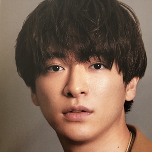 ●知念侑李/Hey! Say!JUMP　熱狂を生み出すチカラ。　雑誌切り抜き4P　22541