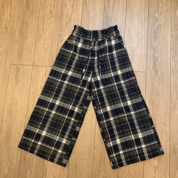 しまむら 洗濯後未使用品 チェック柄ワイドパンツ Mサイズ レディース