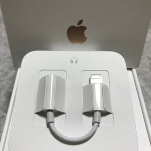 イヤホン変換アダプタ Apple