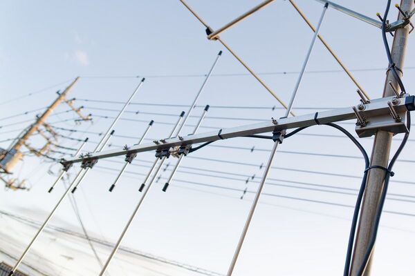 A1430S8 144/430MHz帯デュアルバンド8素子ビームアンテナ アンテナ 固定局用アンテナ