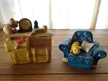 イギリス　ブロカント　蚤の市　ミニチュア　家具と猫　2点セット　ヴィンテージ　ミニチュアハウス　ドールハウス　　_画像1