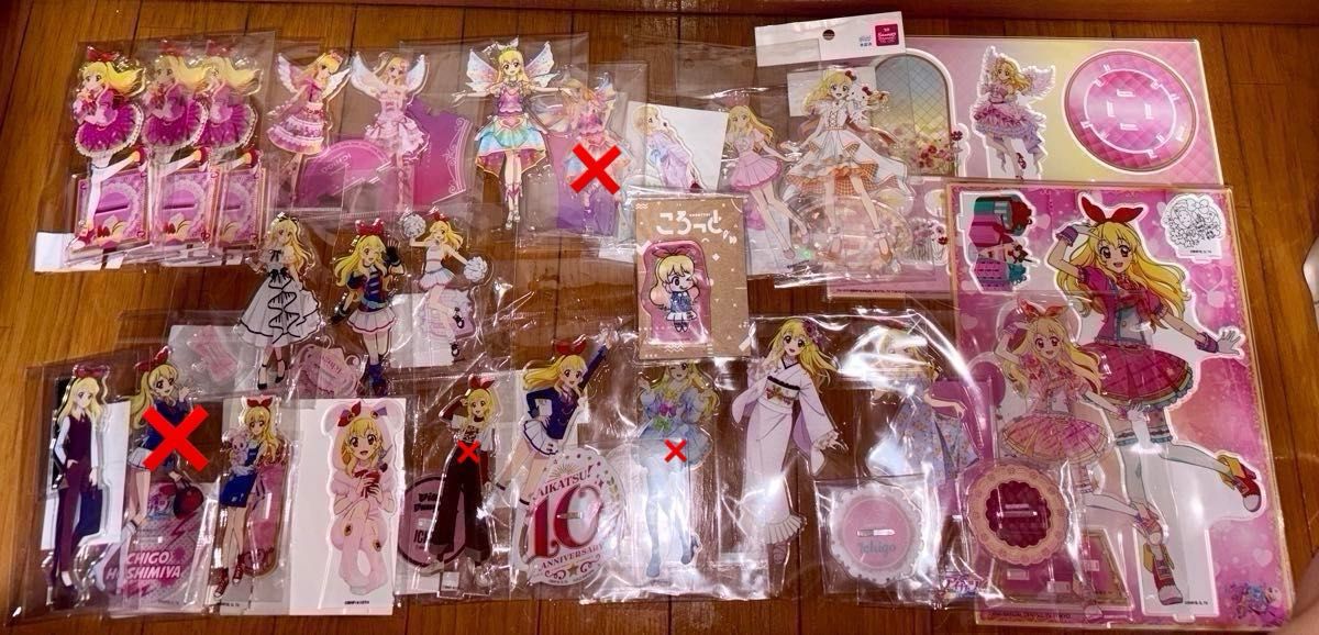 アイカツ 星宮いちご グッズ アクリルスタンド 缶バッジ