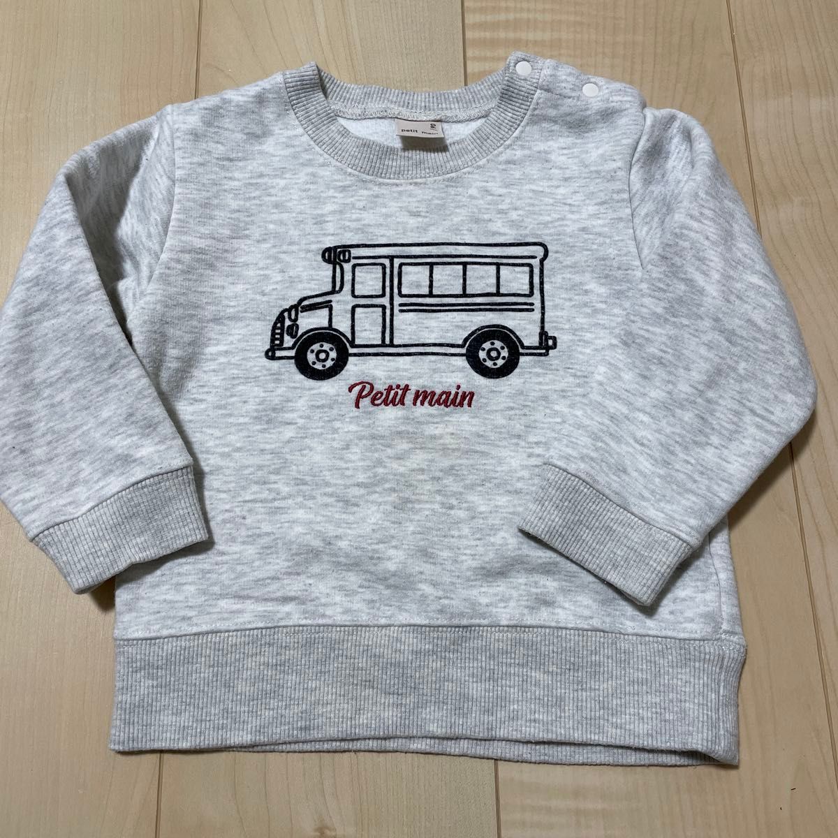 petit main トレーナー　90cm