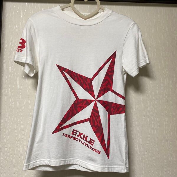 未使用・:*+.\\(( °ω° ))/.:+ EXILE PERFECT LIVE 2008 Tシャツ 白 赤 スター