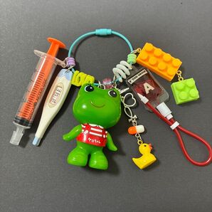 じゃらじゃらキーホルダー 病院 ③ 血液型 注射器 体温計 ケロちゃん
