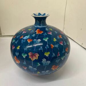 花瓶　葉模様　飾り壺　花器　華道具　　高さ　32cm