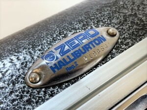 ... blue is li!! Zero Halliburton ZERO HALLIBURTON Vintage attache case ( interior none * base )#219864