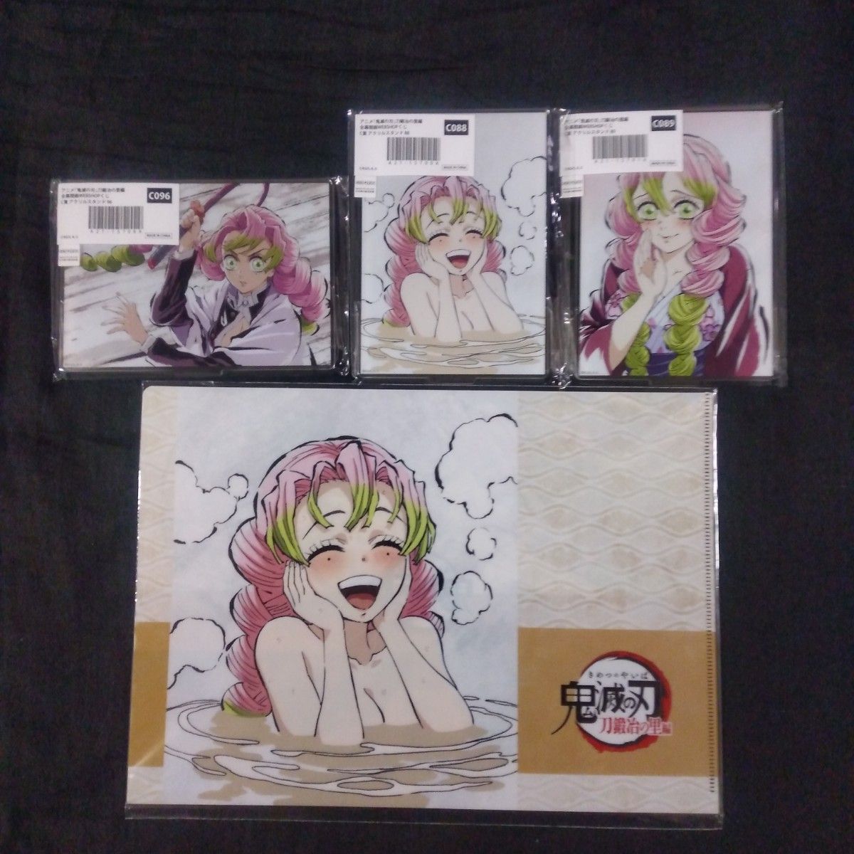 鬼滅の刃 刀鍛冶の里編 アイキャッチ 甘露寺蜜璃 アクリルスタンド3点 クリアファイル1点 計4点セット