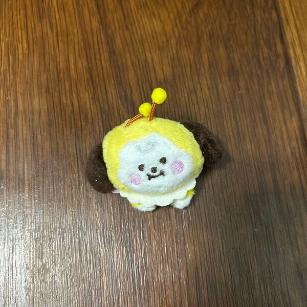 BT21 CHIMMY BABY ぬいぐるみバッジ
