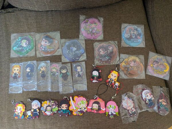 鬼滅の刃 一番くじ ラバーストラップ キーホルダーアクリルスタンド などまとめ売り