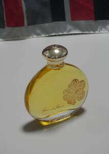 即決、在庫整理…Nina Ricci Fleur de Fleurs ２５ml 、コレクションにいかがですか！