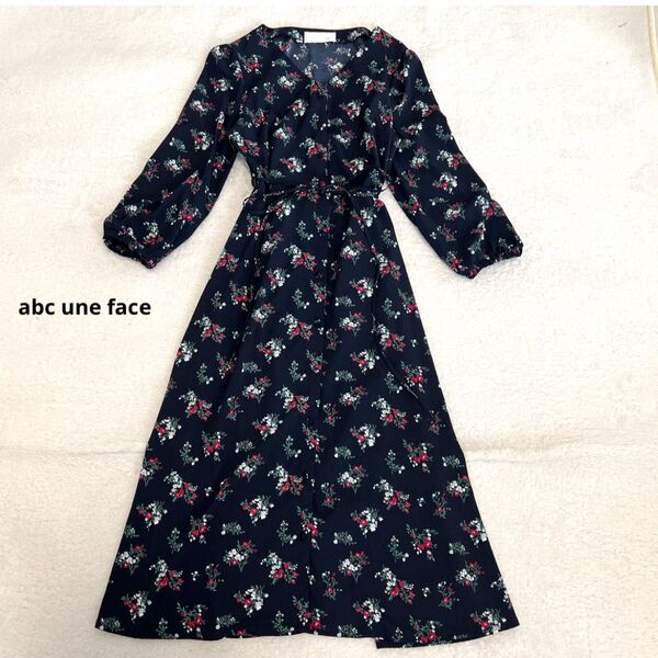 【アーベーセーアンフェイス】Vネック 七分袖 長袖ロングワンピース 総柄 花柄 紺ネイビー M リボンひも フレア 裏地付き