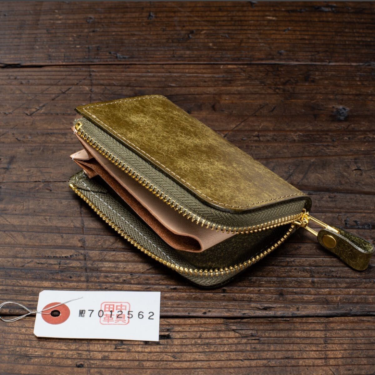 バケッタレザー【牛革】オリーブグリーン メンズ ミニ財布 L字ファスナー 新品 未使用 送料無料 緑 コンパクト 本革 