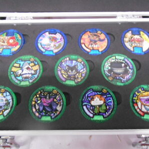 妖怪ウォッチ メダルケース（赤）と メダル約50枚のセット 検おもちゃ、ゲーム トレーディングカードゲーム 妖怪ウォッチの画像6