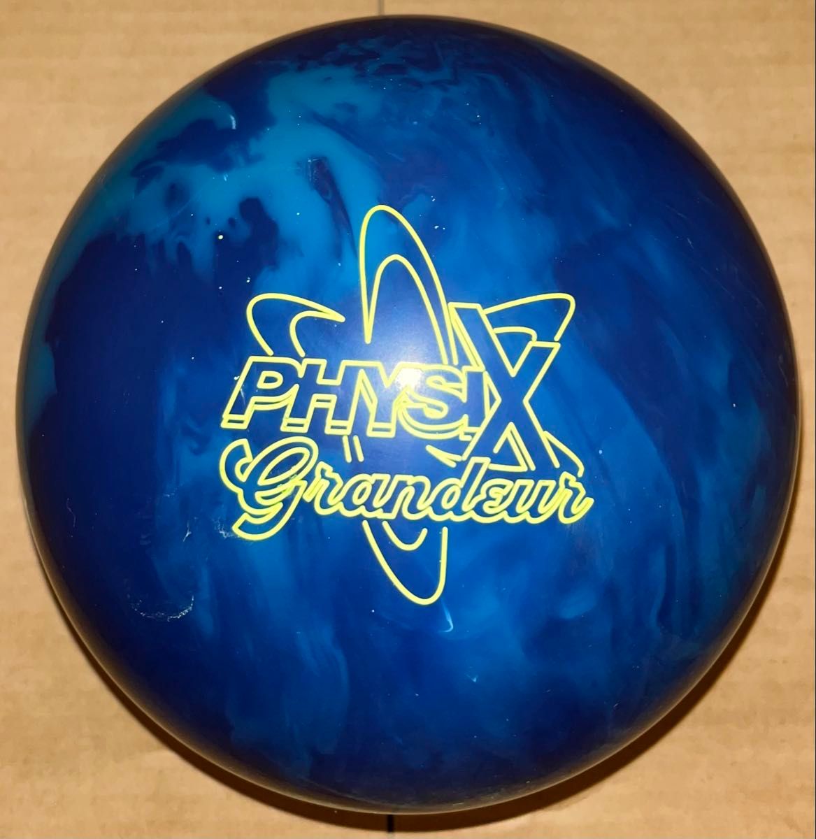 ストーム フィジックスブラックアウト 15ポンド4オンス ボウリング