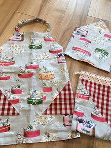●ハンドメイド●テーブルウェア*食器 子ども用エプロン*三角巾*巾着袋 サイズ120 グレー