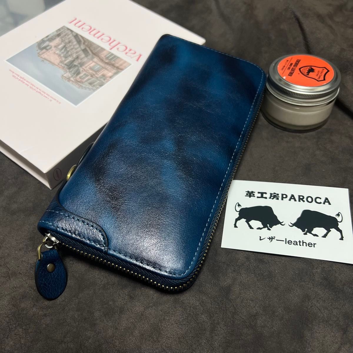 新作品　数量限定　藍色　手染めイタリアンレザー メンズ 牛革本革男女兼用　ラウンドファスナー　長財布　カード入れ　小銭入れ