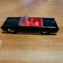 ミニカー Hot Wheels '64 LINCOLN CONTINENTAL 1999 M. I. MALASIA 1台 中古 美品 送料無料_画像5