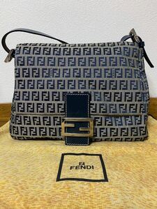 FENDI フェンディ マンマバケット ズッキーノ ネイビー