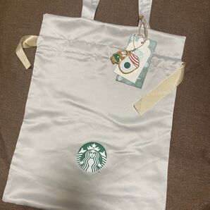 スタバ スターバックス ギフトバッグ シルバー チャーム ラッピングバッグ 巾着袋 タグ サンタ クリスマス ホリデー