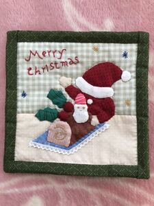 スーちゃんのハンドメイドのタペストリー 「クリスマスケーキ」手作り キルト パッチワーク サンボンネットスー
