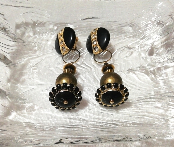 黒豪華丸型揺れるイヤリング/ジュエリーアクセサリー/宝飾 Black luxury round swing earrings / jewelry accessories