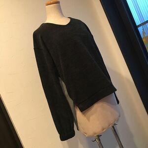 トップス★サイズ３B★冬用ゆったりサイズ★前から足長に！後ろからは、お尻隠して★黒★グレー色チェック柄★Tポイント消化★送520～