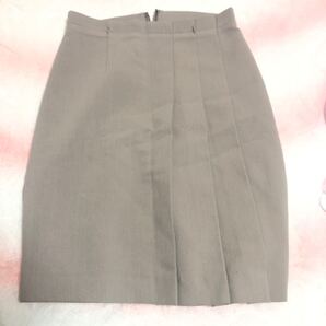 定価9000円 タイトスカート