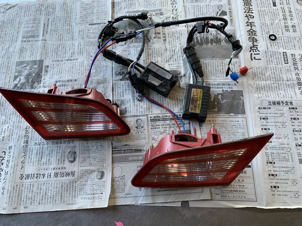 スカイライン　v35 テール　内側　左右　HID