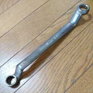  Hino Motors loaded tool maintenance for tool offset glasses wrench size inscription 17-19mm. total length 282.7mm. 35mm. offset Hino NB30-1519 Conte sa