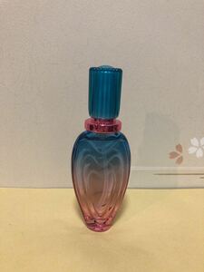 ESCADA エスカーダ ISLAND KISSアイランドキッス EDT レア香水 30ml