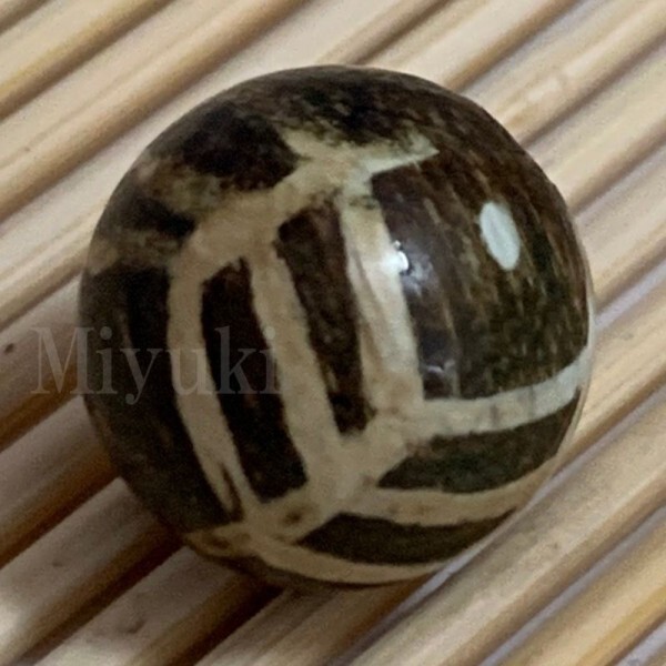 御幸天珠 AQ06071 木珠 パムテック 丸玉 16x16mm 丸珠 プンテック ビーズ 珪化木 Pumtek Bead