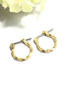  new goods! Gold. twist design ring earrings!( titanium post )