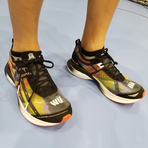 Xtep カーボンプレート マラソンシューズ 26.5 ランニングシューズ 陸上長距離