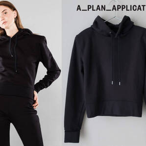 新品タグ付き A_PLAN_APPLICATION フーディー パーカー ミラノコレクション イタリア製 レディース スウェット 肩パッド 濃紺 Sサイズ
