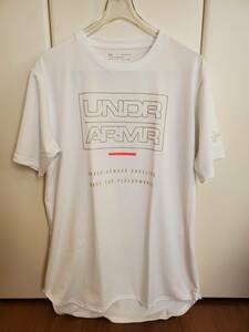 アンダーアーマー　Tシャツ