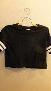 ★H&M★エイチアンドエムレディーストップス　半袖 Ladies CropTops Size S サイズS 　USED IN JAPAN　黒　へそ出し