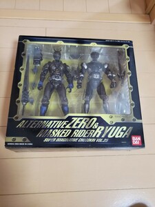 新品未使用　SIC　オルタナティブ&仮面ライダーリュウガ