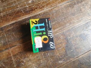 EZNO 72 FUJI FILM 高画質ハイ8テープ　ケース有　MP60 Hi8 スリムケース３本未使用　袋入れ換えメール便