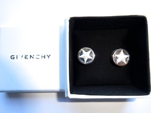 ● GIVENCHY ジバンシィ マグネット ピアス イアリング 星 シルバー メタル 白 新品 ピンバッチ ユニセックス Made in italy アクセサリー