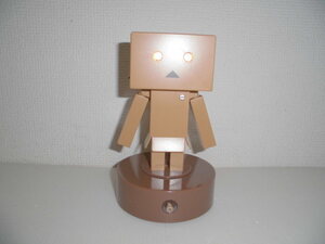 ■USED TAITO タイトー よつばと DANBOARD ダンボー センサー付き フィギュア ライト 動作OK 送料350円～ センサーライト 即決