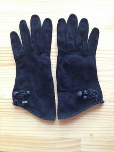 * for lady gloves black suede sphere decoration Spain made *