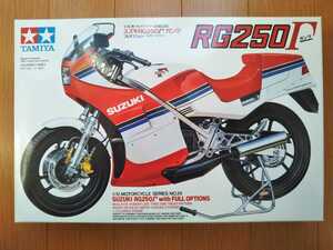  Tamiya 1/12 Suzuki RG250Γ полный опция [ не собран ]