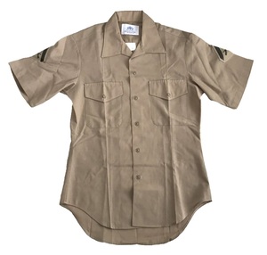 【1497】実物　2006年製　USMC　アメリカ海兵隊　ランクパッチ2枚付き　開襟カーキシャツ　USサイズ15 1/2　超美品